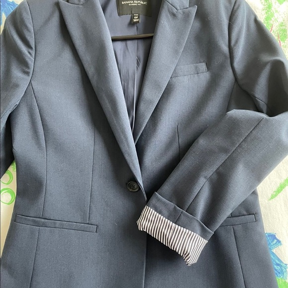 Banana republic Woman’s blazer - Picture 7 of 10